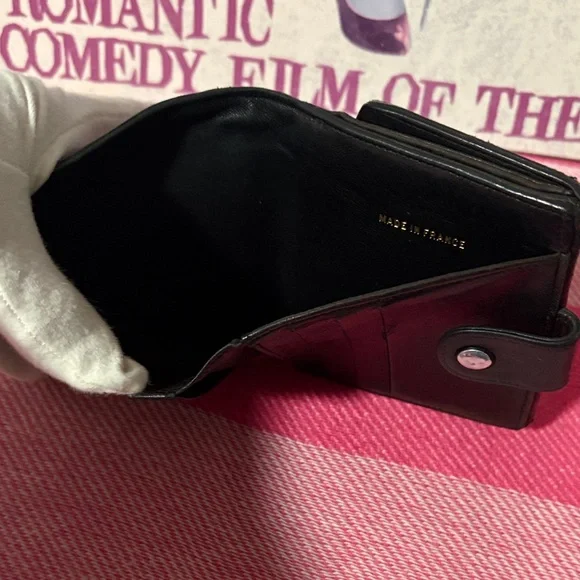 Chanel lambskin dual snap wallet - Picture 12 of 14